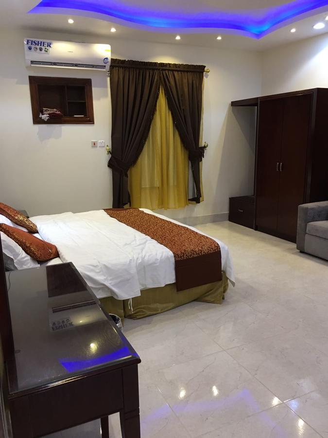 Dana North Aparthotel Ал Кураят Екстериор снимка