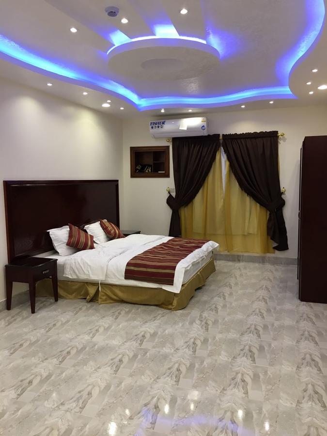 Dana North Aparthotel Ал Кураят Екстериор снимка