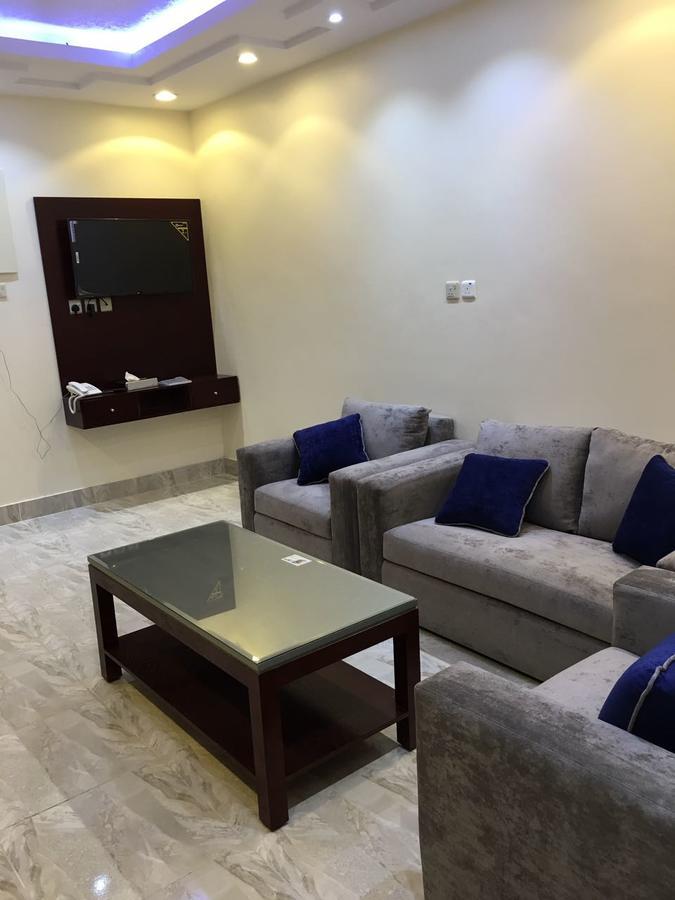 Dana North Aparthotel Ал Кураят Екстериор снимка