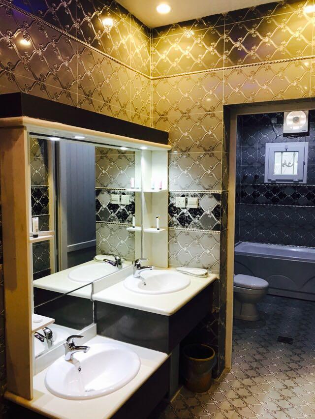 Dana North Aparthotel Ал Кураят Екстериор снимка