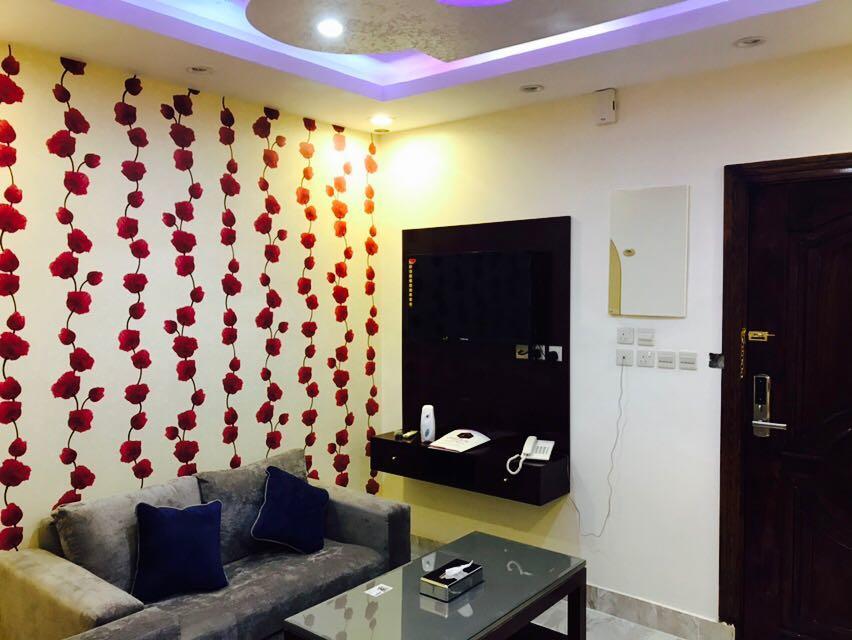 Dana North Aparthotel Ал Кураят Екстериор снимка